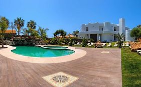Apartamentos Turisticos Bahia De Trafalgar
