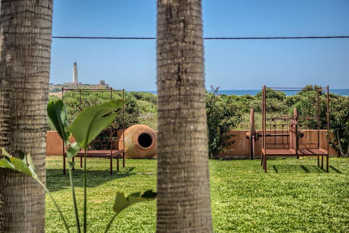 Apartamentos Turisticos Bahia De Trafalgar Zahora Exterior foto